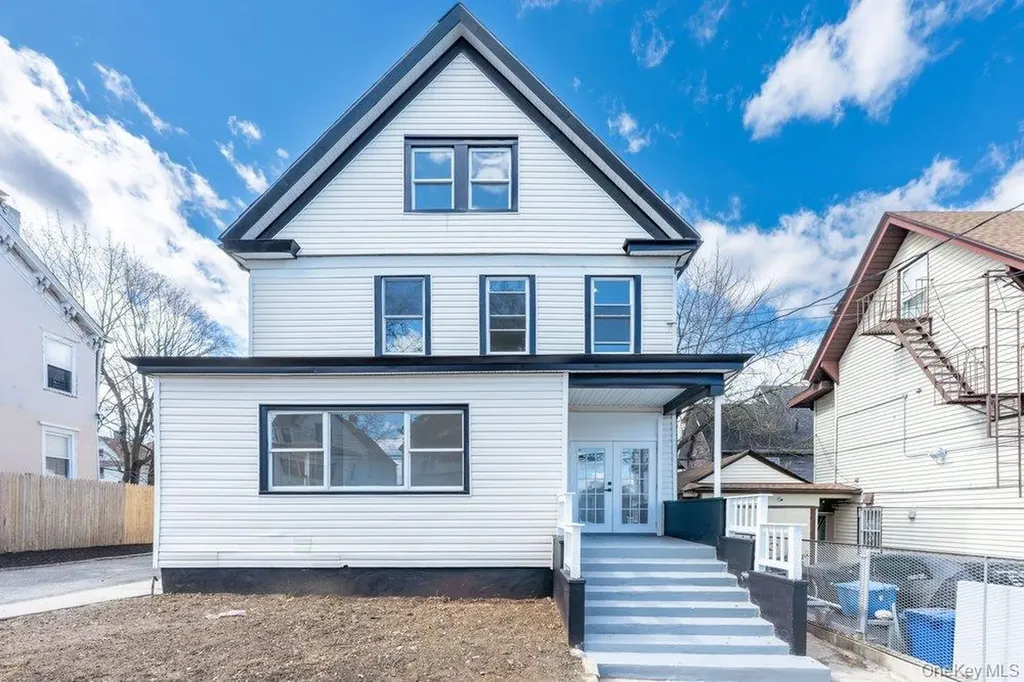 10 S 14th Avenue Mount Vernon NY 10550