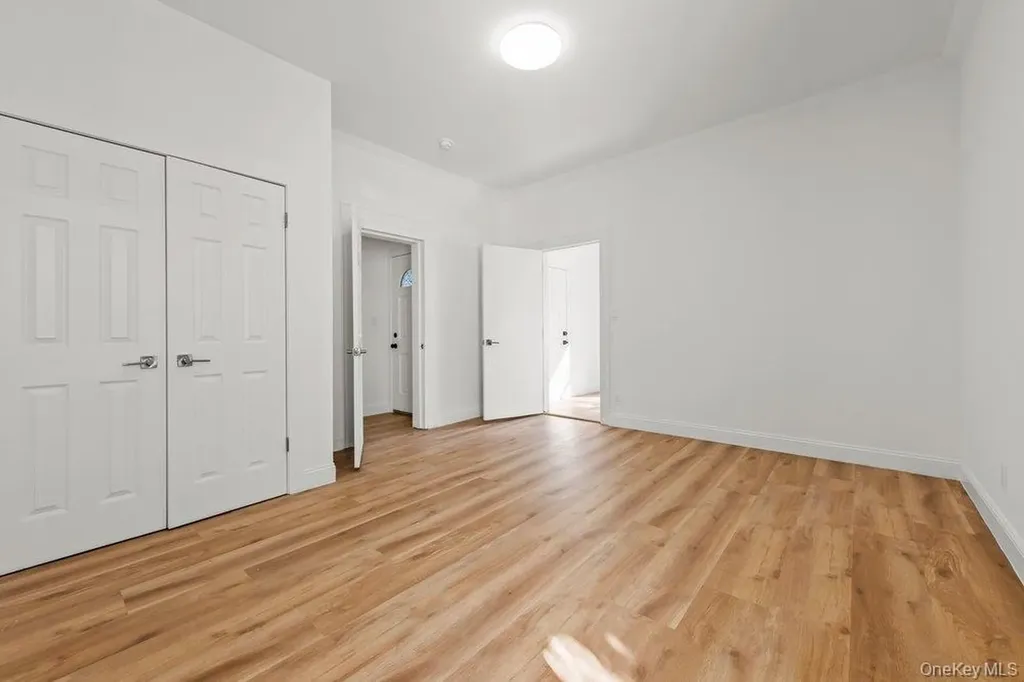 10 S 14th Avenue Mount Vernon NY 10550