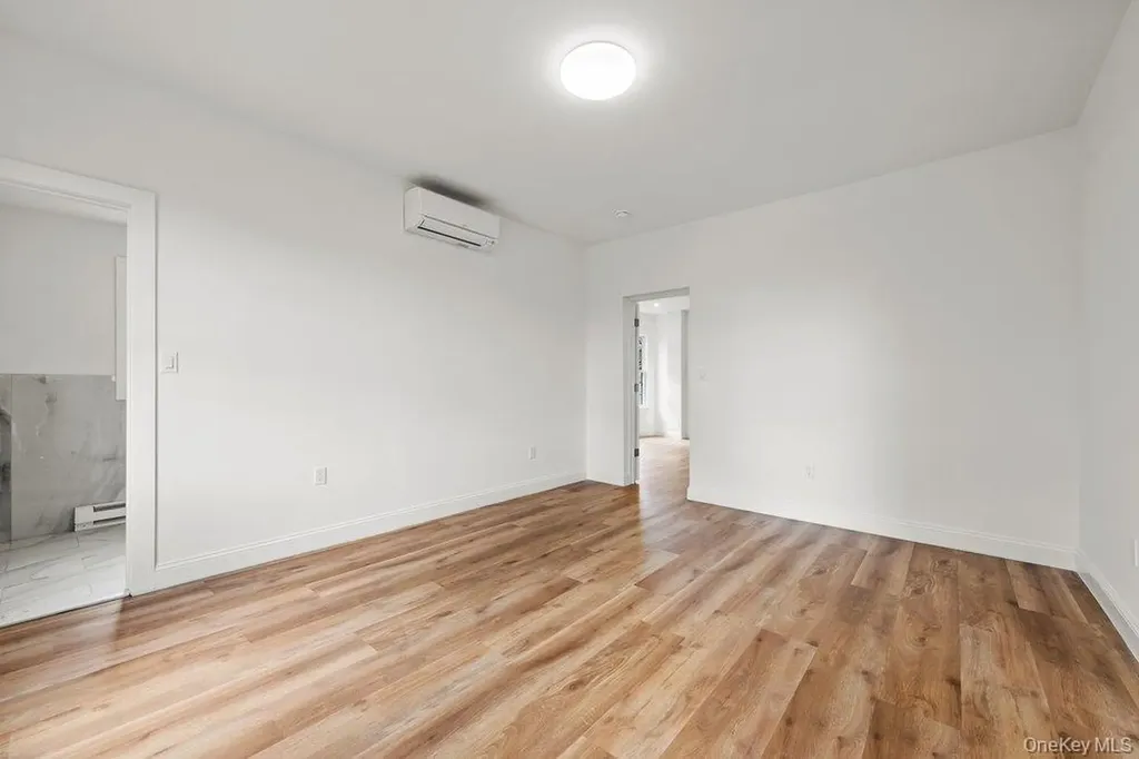 10 S 14th Avenue Mount Vernon NY 10550