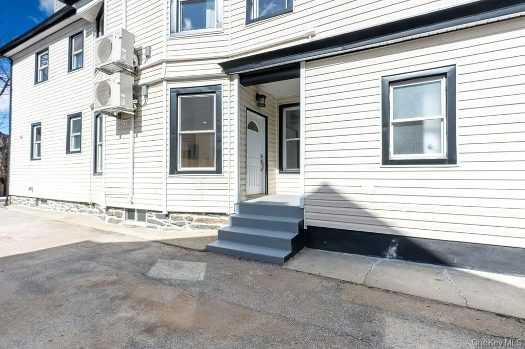 10 S 14th Avenue Mount Vernon NY 10550