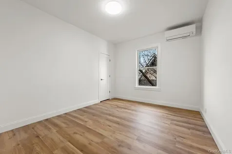 10 S 14th Avenue Mount Vernon NY 10550