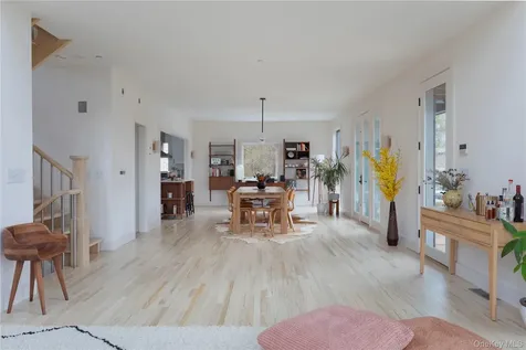 21 Private Way Garrison NY 10524