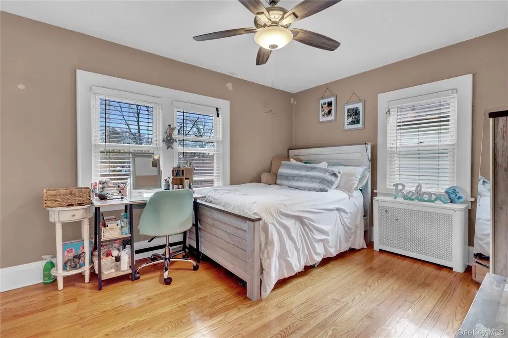 2889 Arnold Avenue Oceanside NY 11572