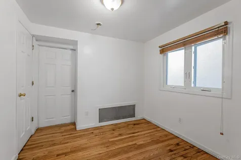 9006 107th Avenue Ozone Park NY 11417