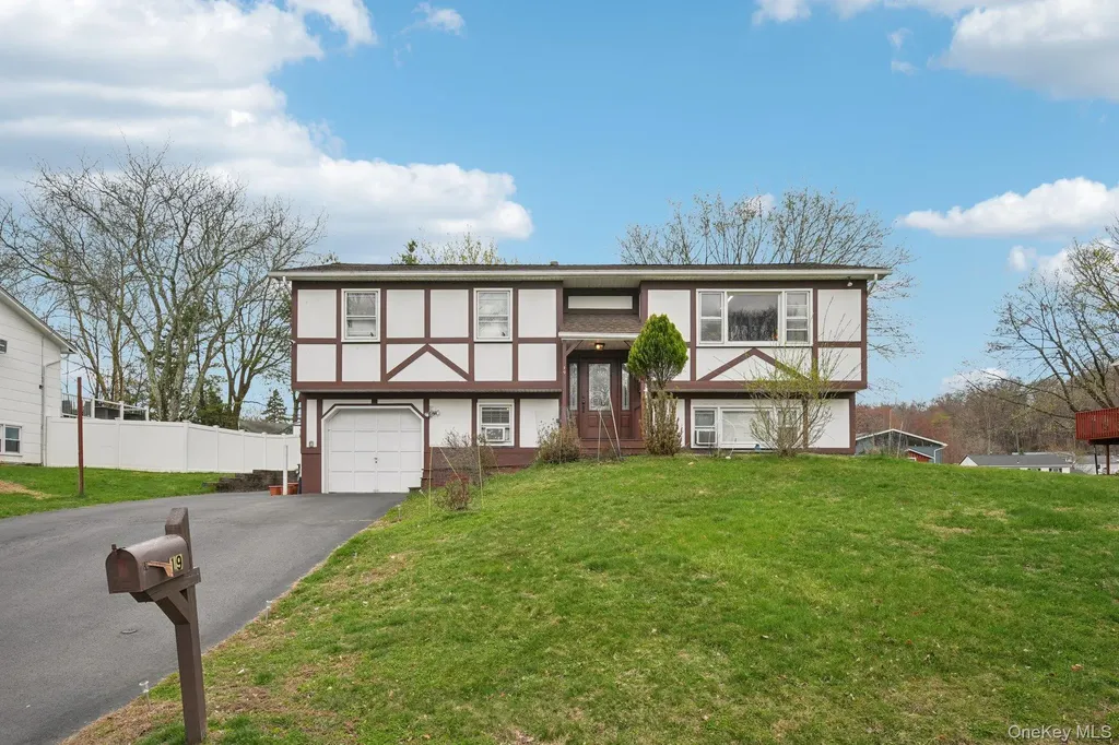 19 Northpark Drive Garnerville NY 10923