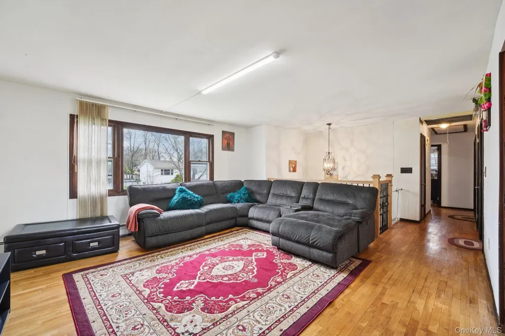 19 Northpark Drive Garnerville NY 10923
