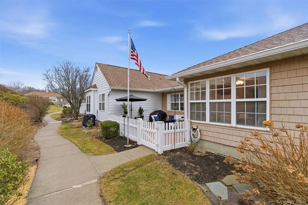 58 Theodore Drive Coram NY 11727