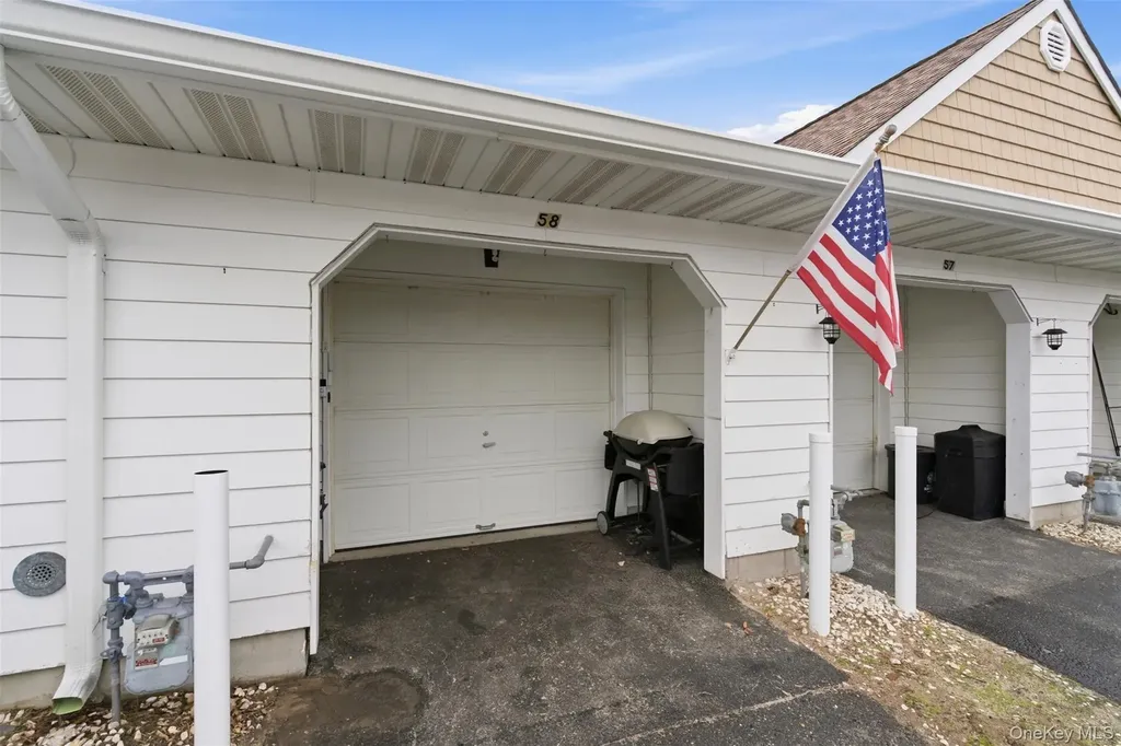 58 Theodore Drive Coram NY 11727