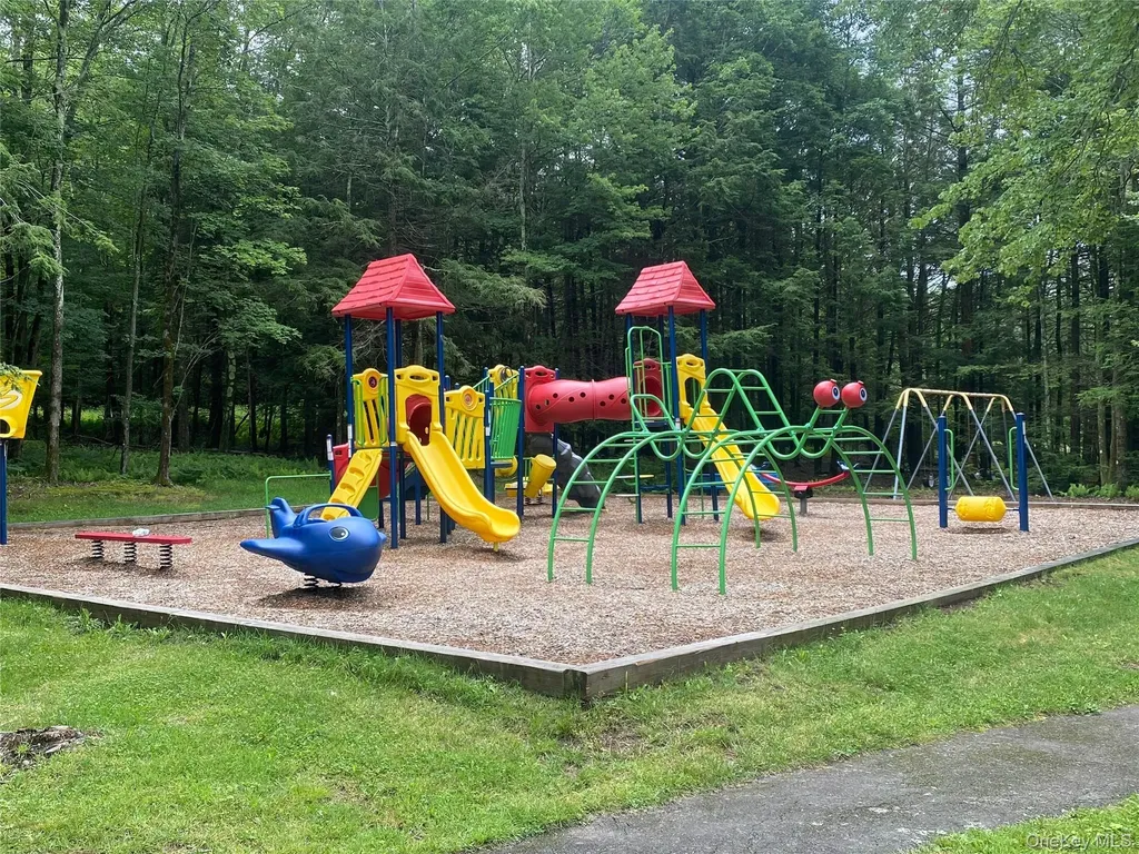 37 Robert Road Kiamesha Lake NY 12751