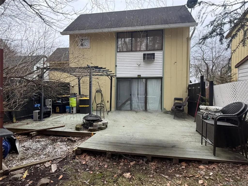 37 Robert Road Kiamesha Lake NY 12751