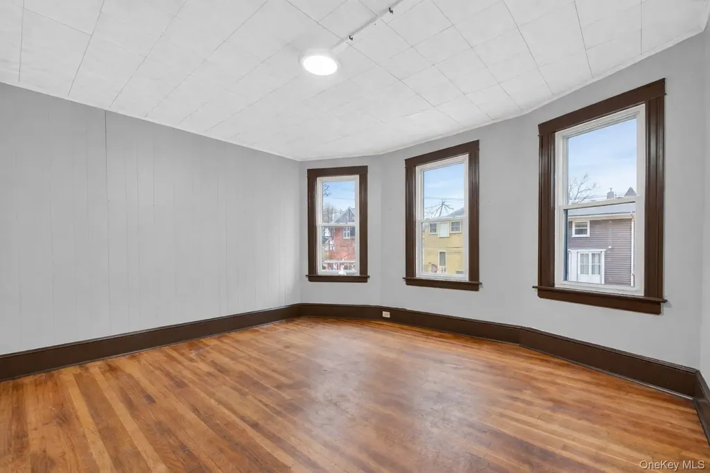 148 Winnikee Avenue Poughkeepsie NY 12601