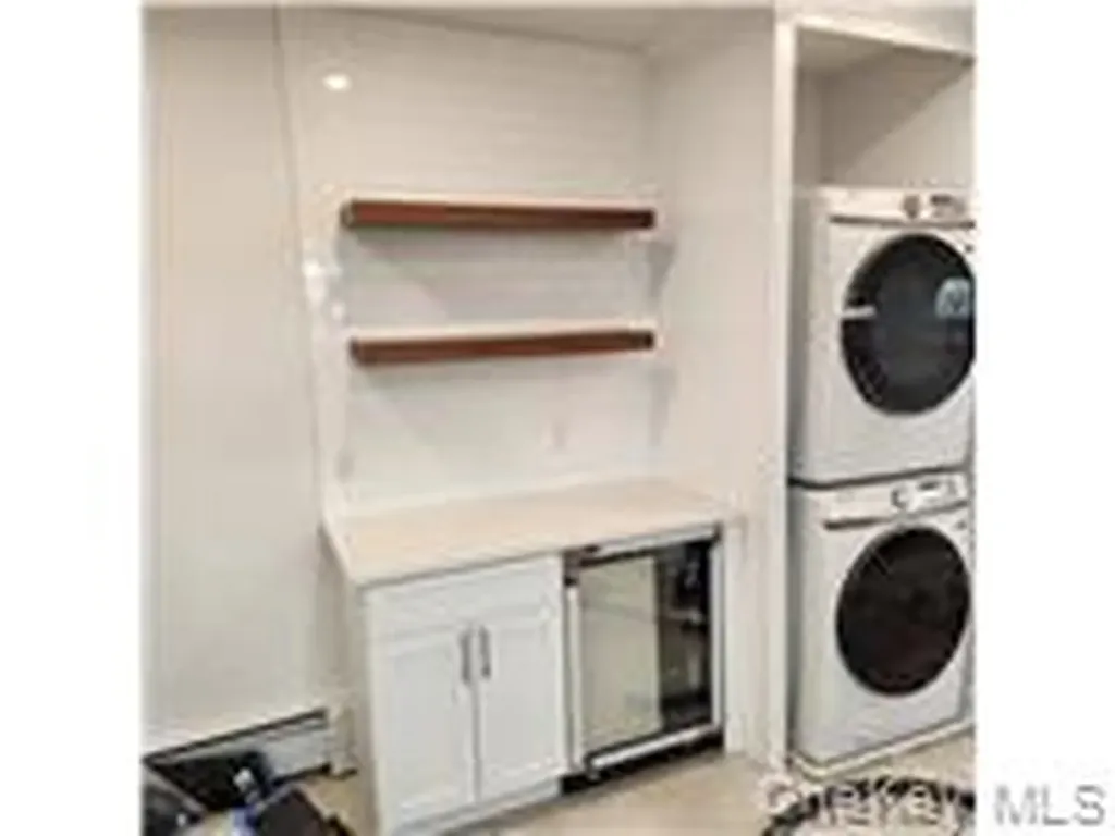 361 E Olive Street Long Beach NY 11561