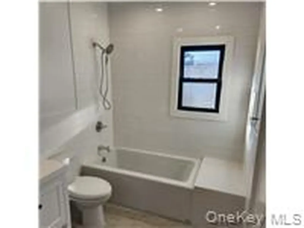 361 E Olive Street Long Beach NY 11561