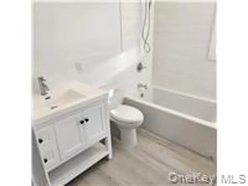 361 E Olive Street Long Beach NY 11561