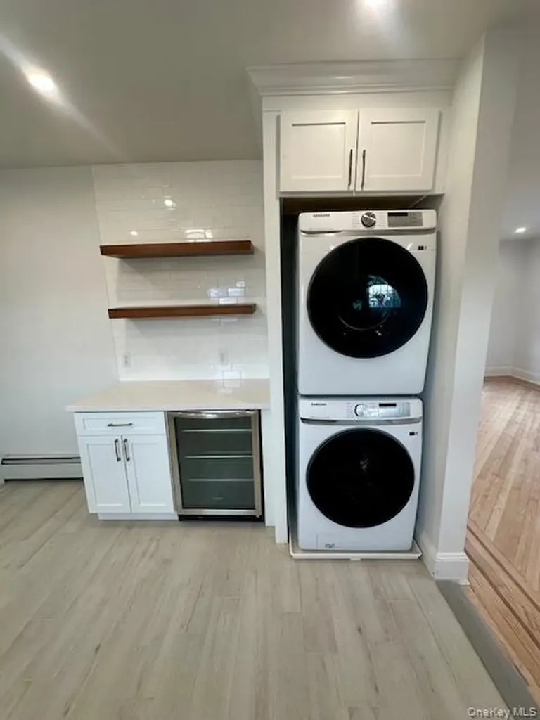 361 E Olive Street Long Beach NY 11561