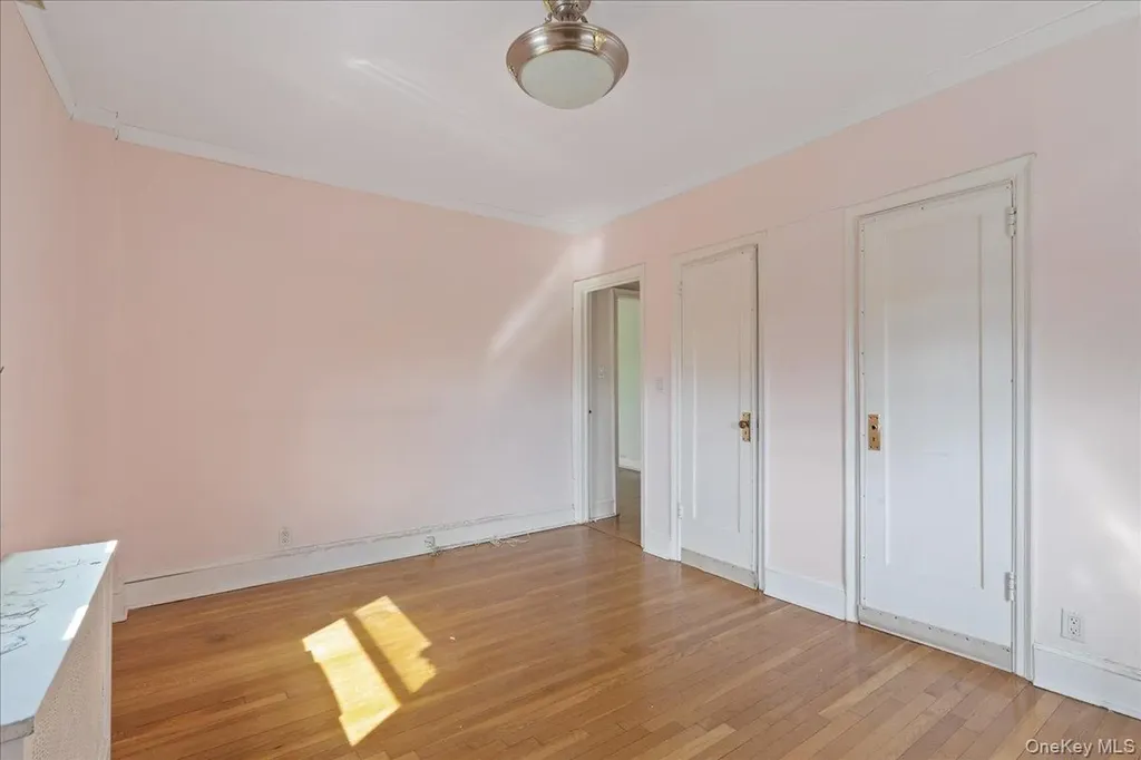 85-11 Lefferts Boulevard Kew Gardens NY 11415