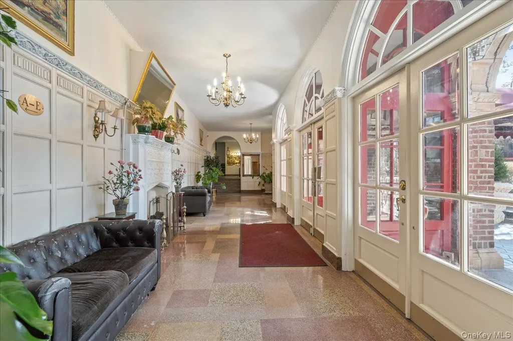85-11 Lefferts Boulevard Kew Gardens NY 11415