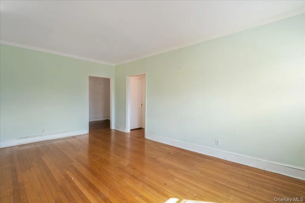85-11 Lefferts Boulevard Kew Gardens NY 11415