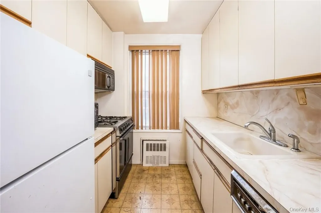 6300 Riverdale Avenue Bronx NY 10471