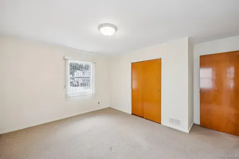 132 Albertson Parkway Albertson NY 11507