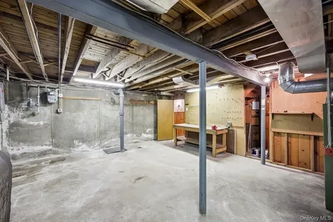 132 Albertson Parkway Albertson NY 11507