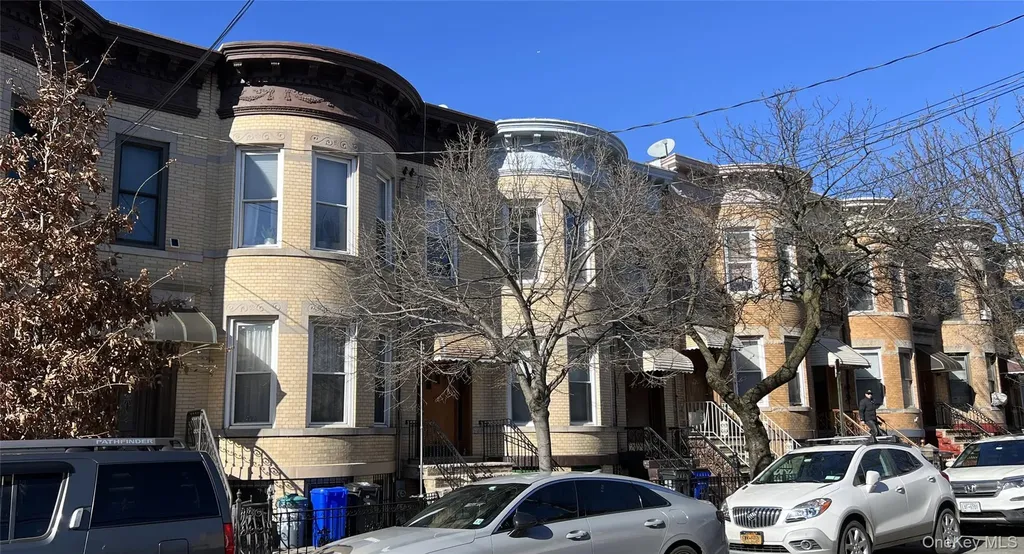 59-17 70th Avenue Ridgewood NY 11385
