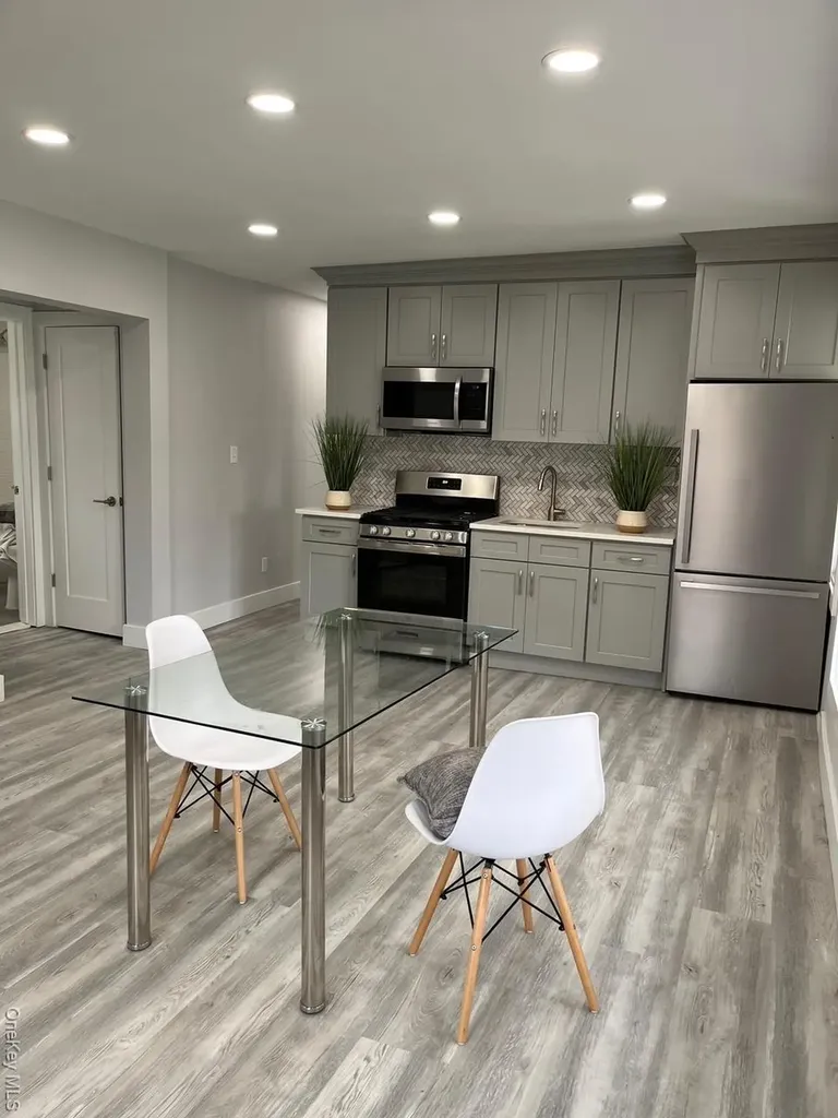 121 W Chester Street Long Beach NY 11561