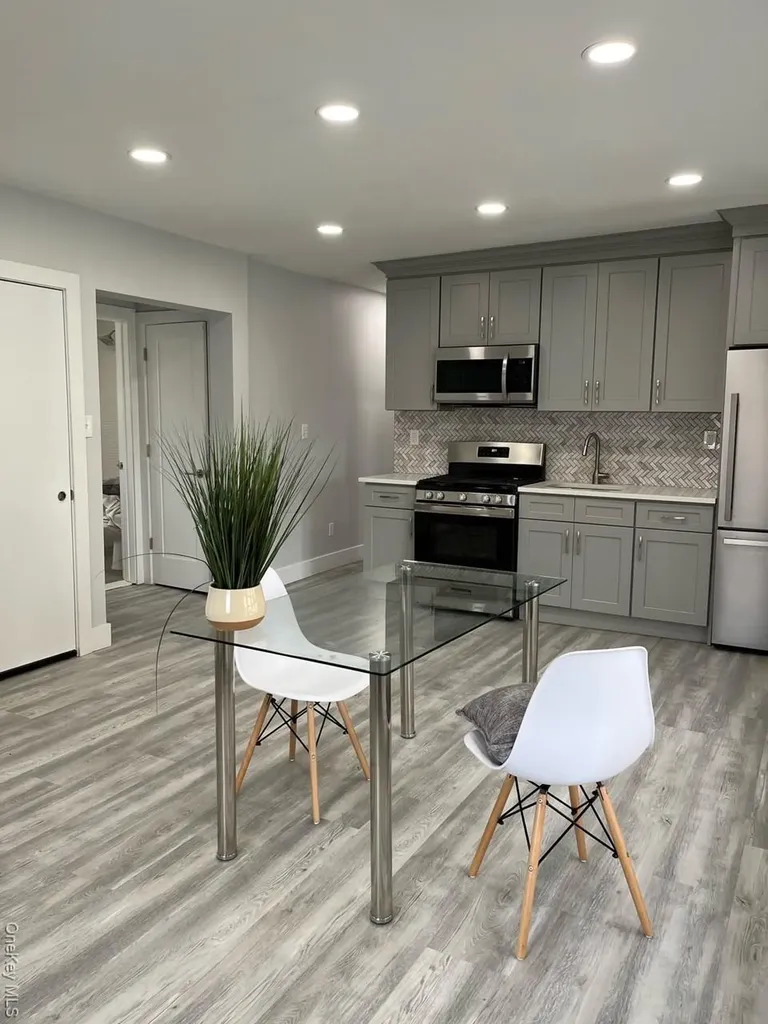 121 W Chester Street Long Beach NY 11561