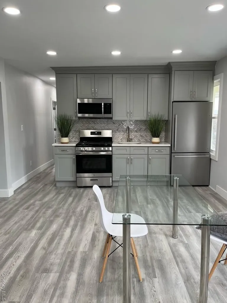 121 W Chester Street Long Beach NY 11561