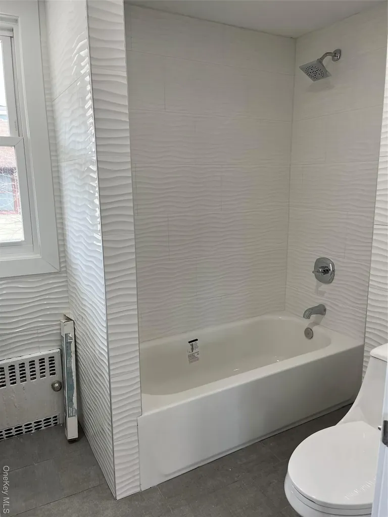121 W Chester Street Long Beach NY 11561