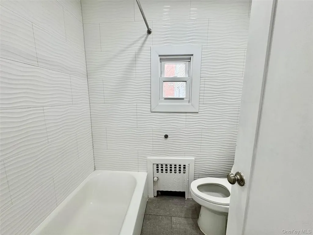 121 W Chester Street Long Beach NY 11561
