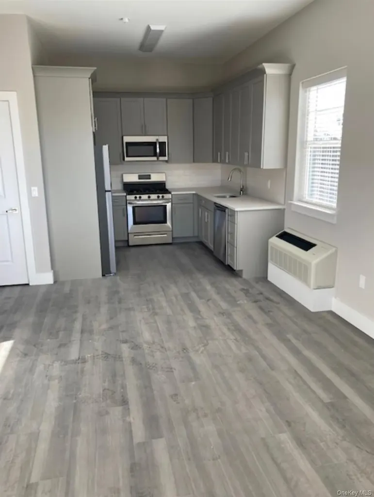 116 Waverly Avenue Patchogue NY 11772