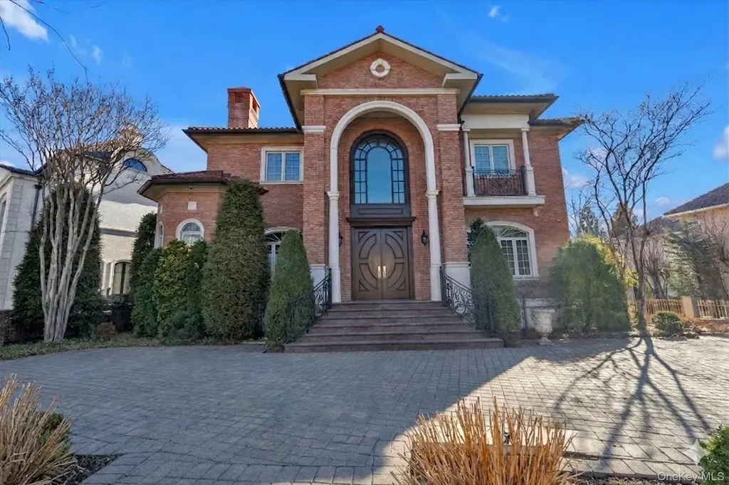 12 Point Crescent Malba NY 11357