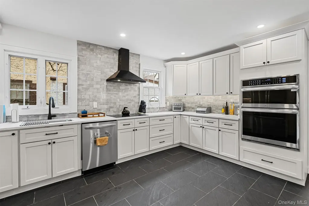 112 Ralph Avenue White Plains NY 10606