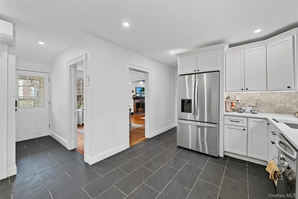 112 Ralph Avenue White Plains NY 10606