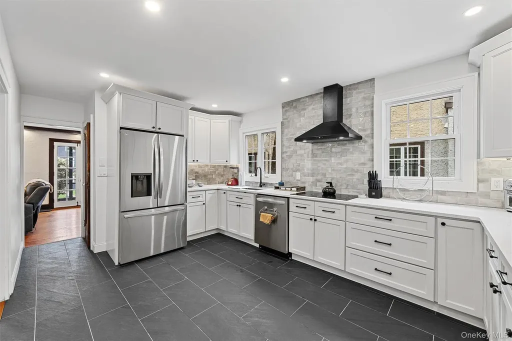 112 Ralph Avenue White Plains NY 10606