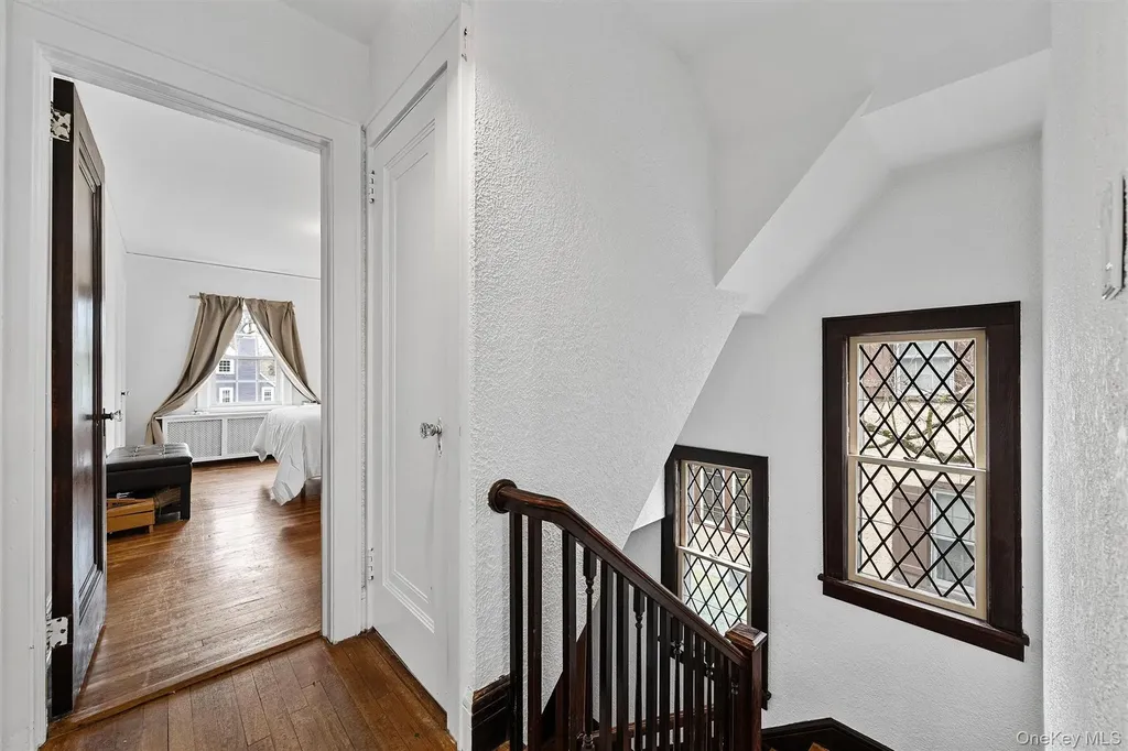 112 Ralph Avenue White Plains NY 10606