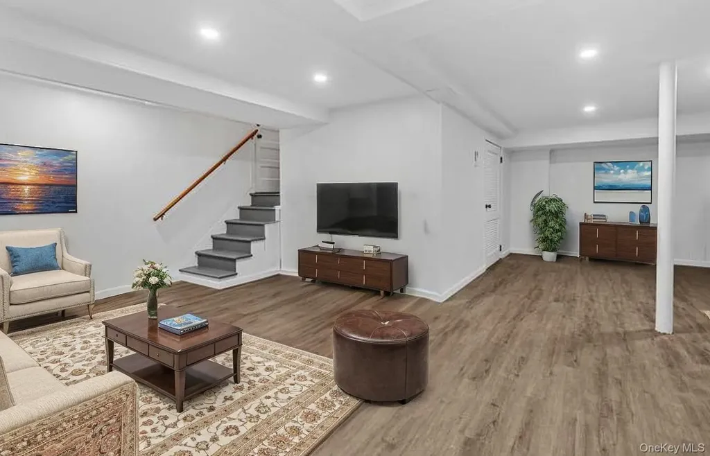 112 Ralph Avenue White Plains NY 10606