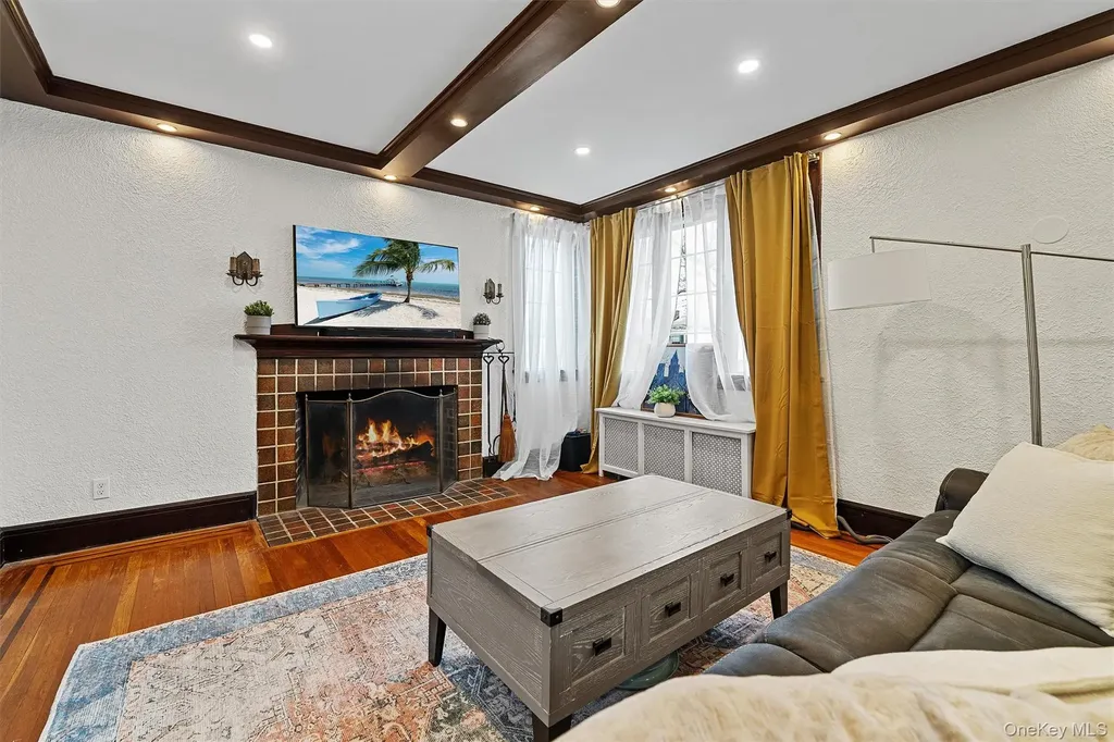 112 Ralph Avenue White Plains NY 10606