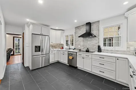 112 Ralph Avenue White Plains NY 10606