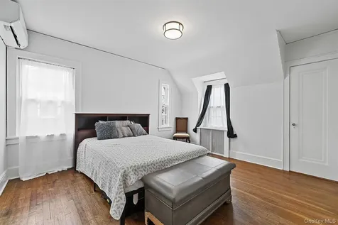 112 Ralph Avenue White Plains NY 10606