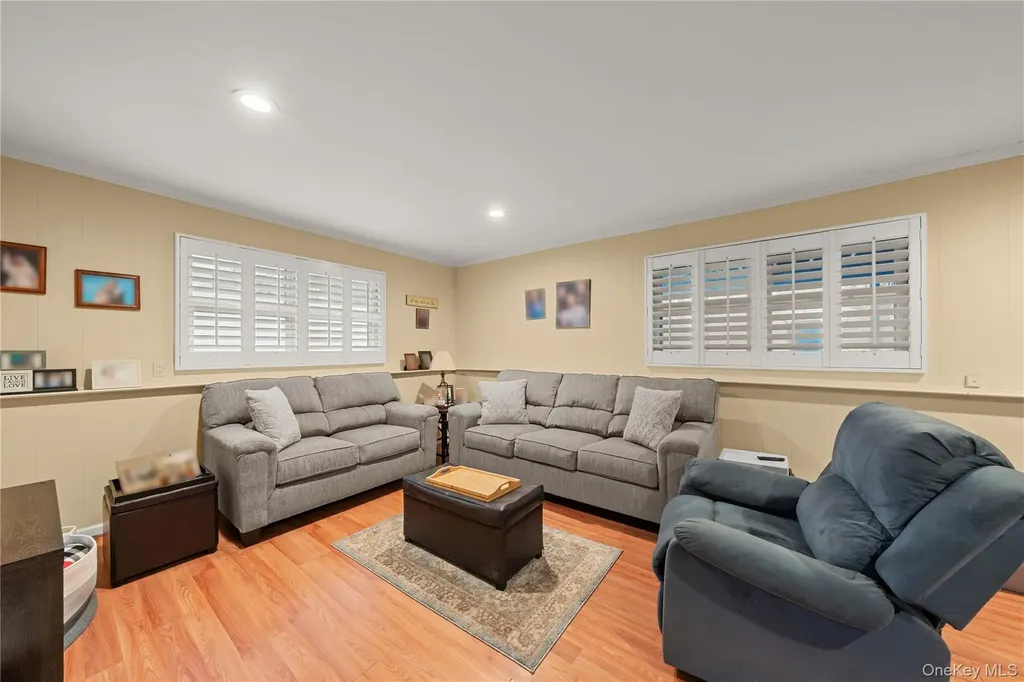 24 Northpark Drive Garnerville NY 10923