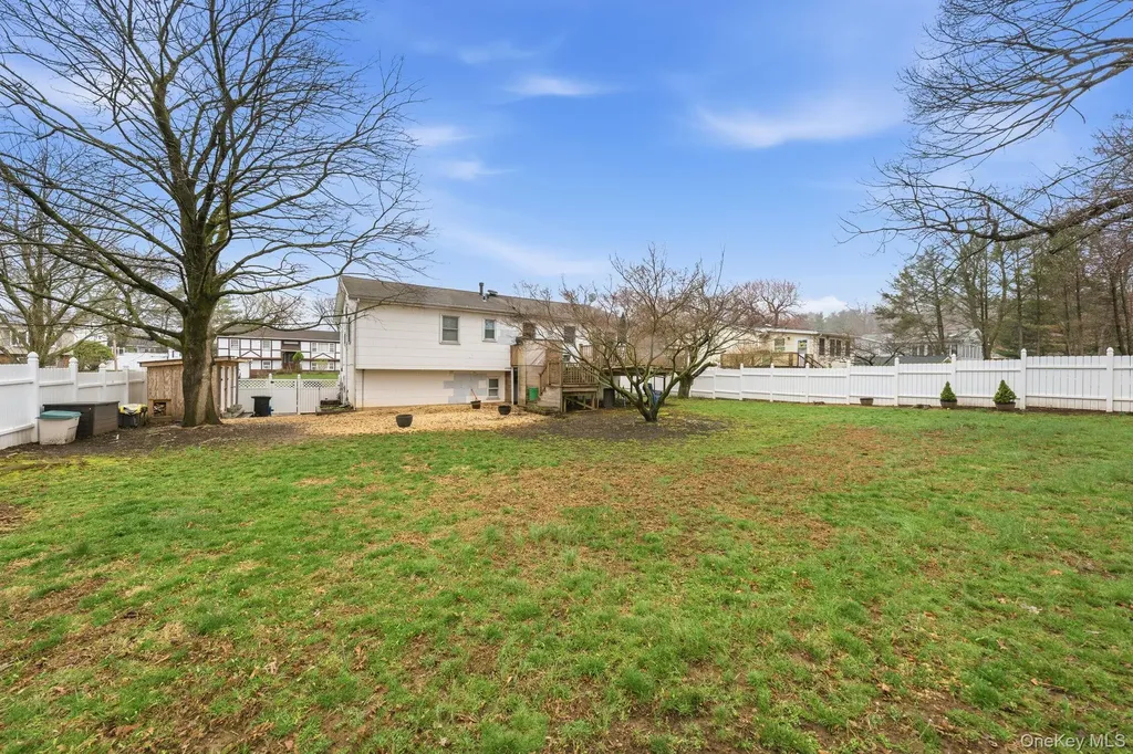 24 Northpark Drive Garnerville NY 10923