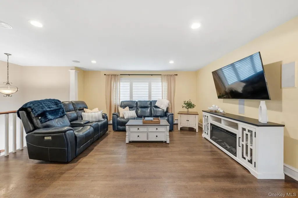 24 Northpark Drive Garnerville NY 10923
