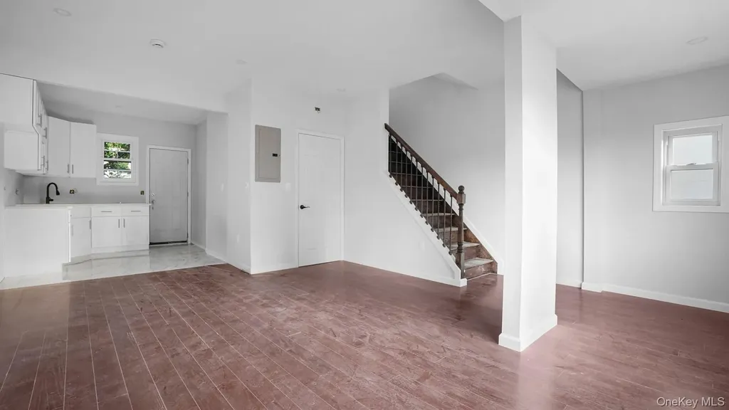 2040 Washington Avenue Bronx NY 10457