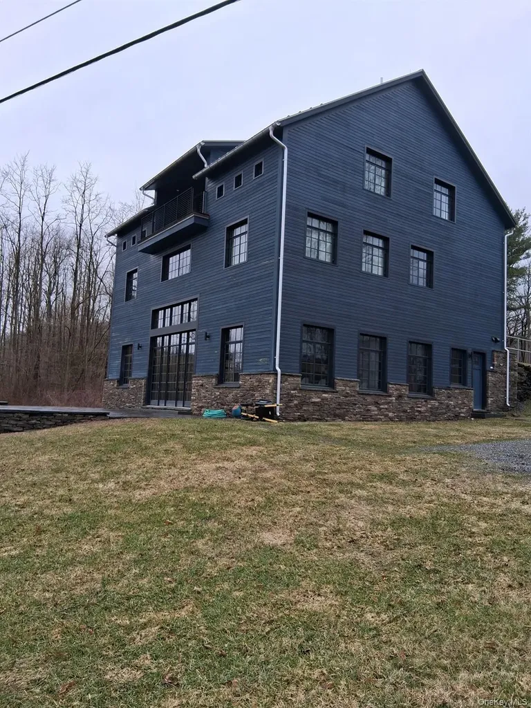 156 County Route 7 Pine Plains NY 12567