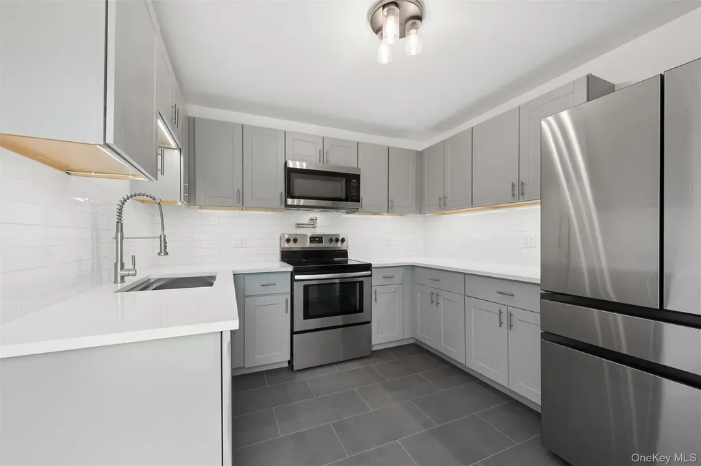 7 Pine Lane Quogue NY 11959