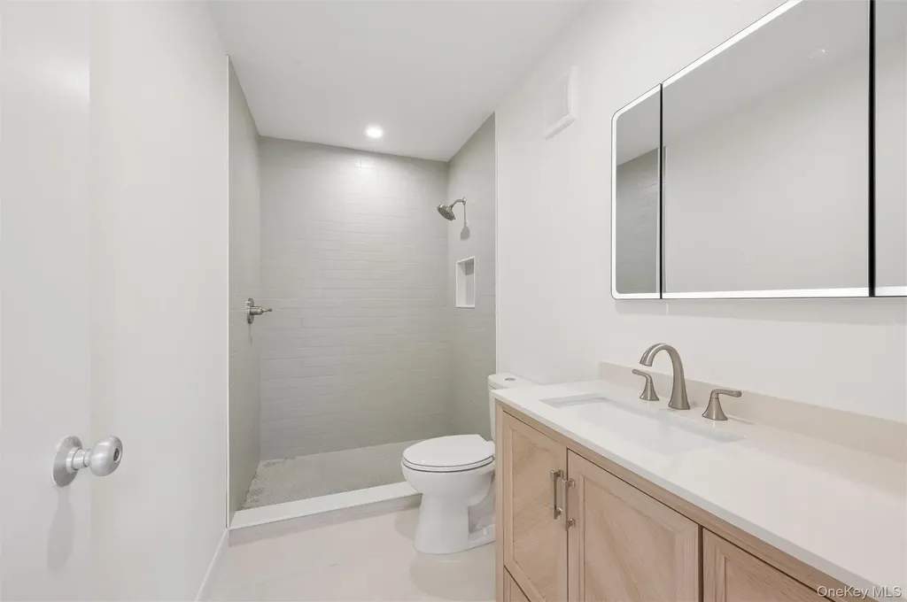 7 Pine Lane Quogue NY 11959
