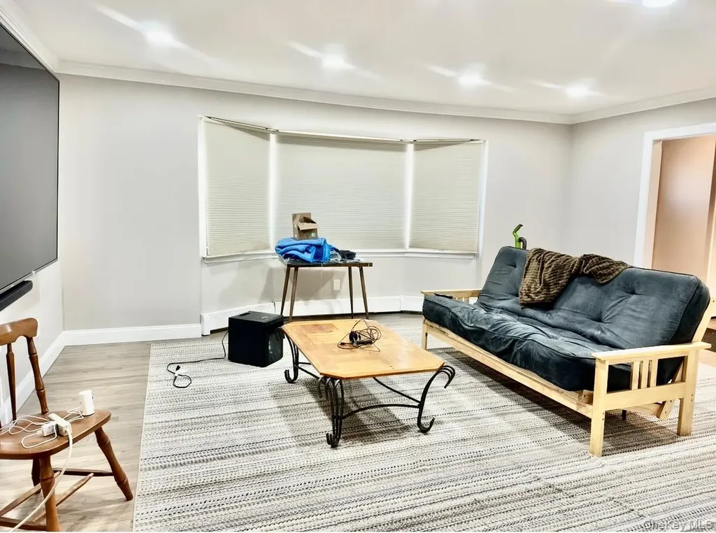 107 Fairview Avenue Oceanside NY 11572