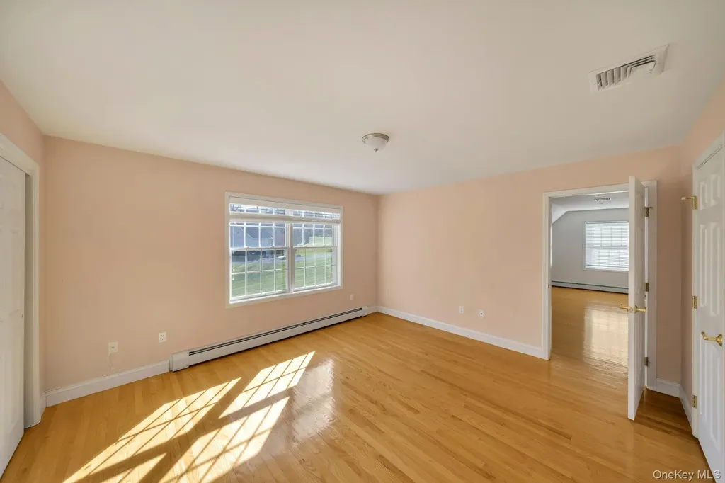 25 Charnwood Drive Suffern NY 10901